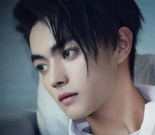 娱乐八卦每日爆料许凯,揭秘明星背后的故事  第1张