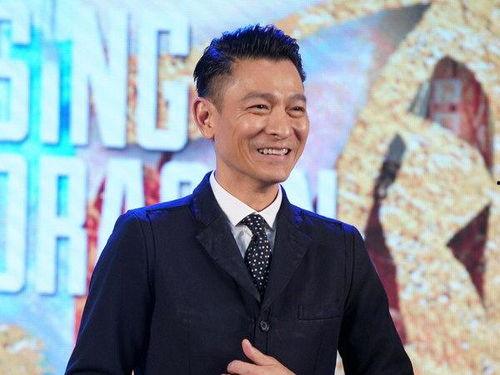 刘德华爆料周润发视频,一段幕后故事,一段传奇友谊 第2张 刘德华爆料周润发视频,一段幕后故事,一段传奇友谊 第2张